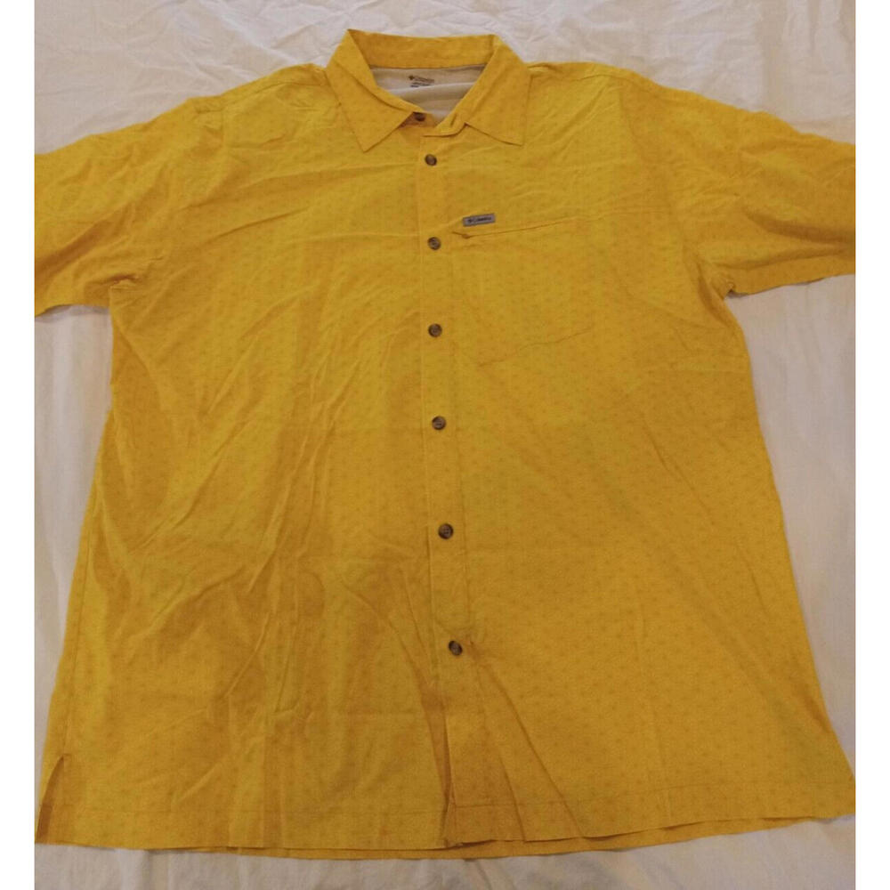 Columbia Fishing Shirt Men's XL Size YELLOW Pattern Short Sleeve Vented FISHING